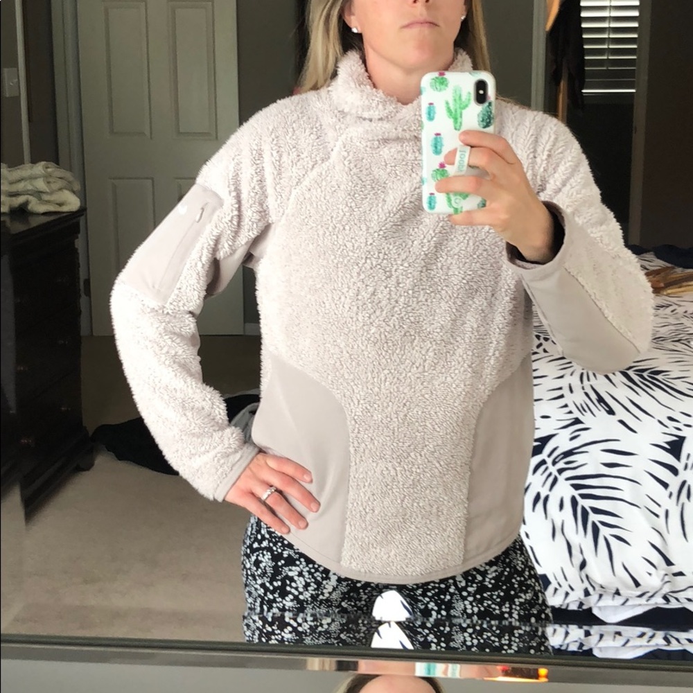 Nike pullover XS